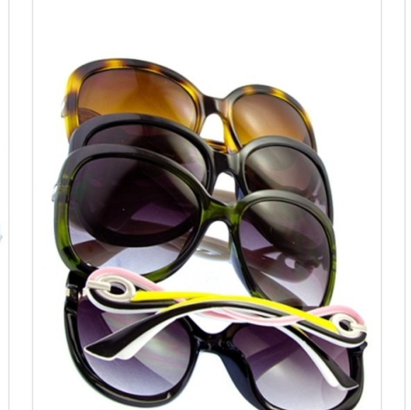 Women's Fashion Sunglasses with UV 400 lens - Picture 2 of 5